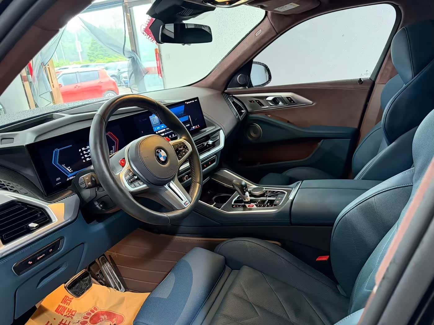 2023 BMW XM Black, 14,000 km, China export – photo 7