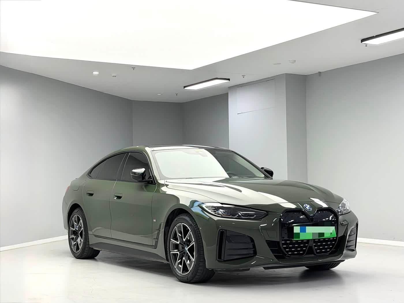 2023 BMW i4 银灰色, 13,000 km, China export – photo 3