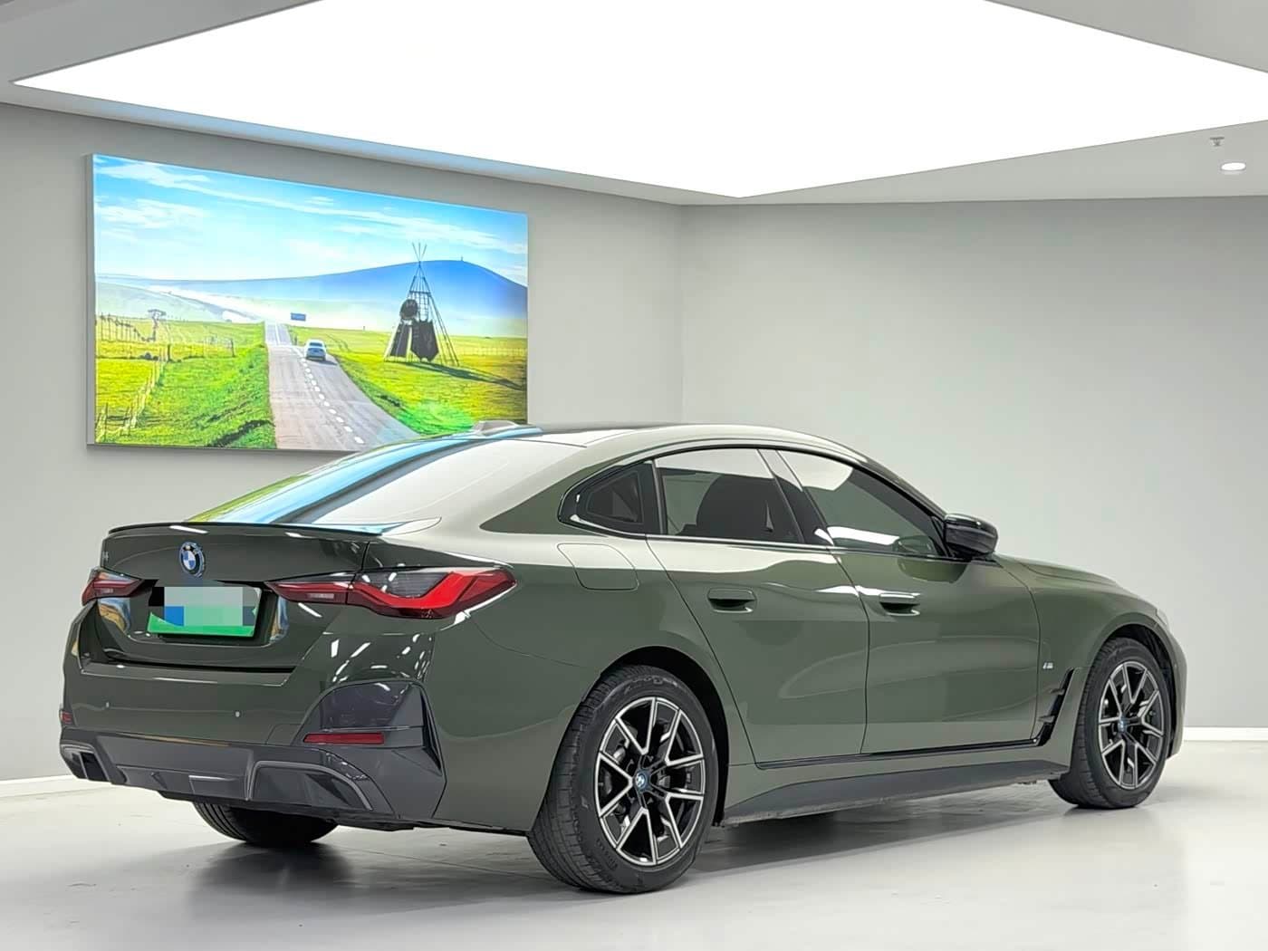 2023 BMW i4 银灰色, 13,000 km, China export – photo 7