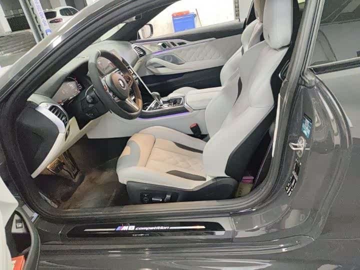 2019 BMW M8 银灰色, 18,000 km, China export – photo 5