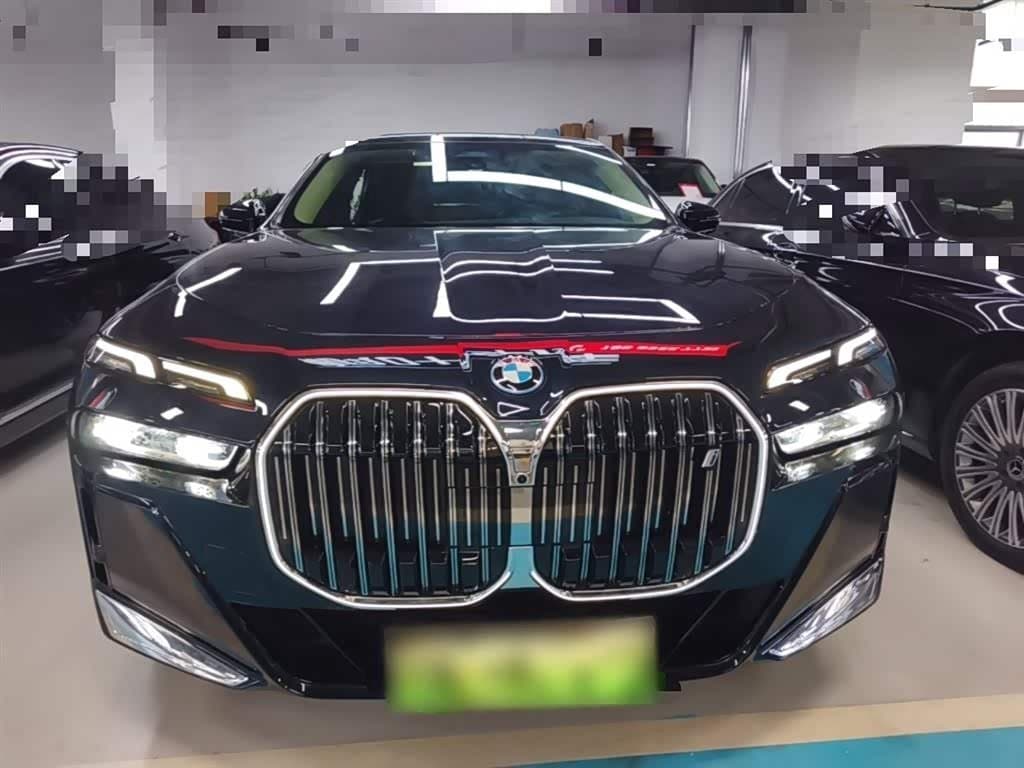 2023 BMW i7 Black, 54,700 km, China export – photo 3