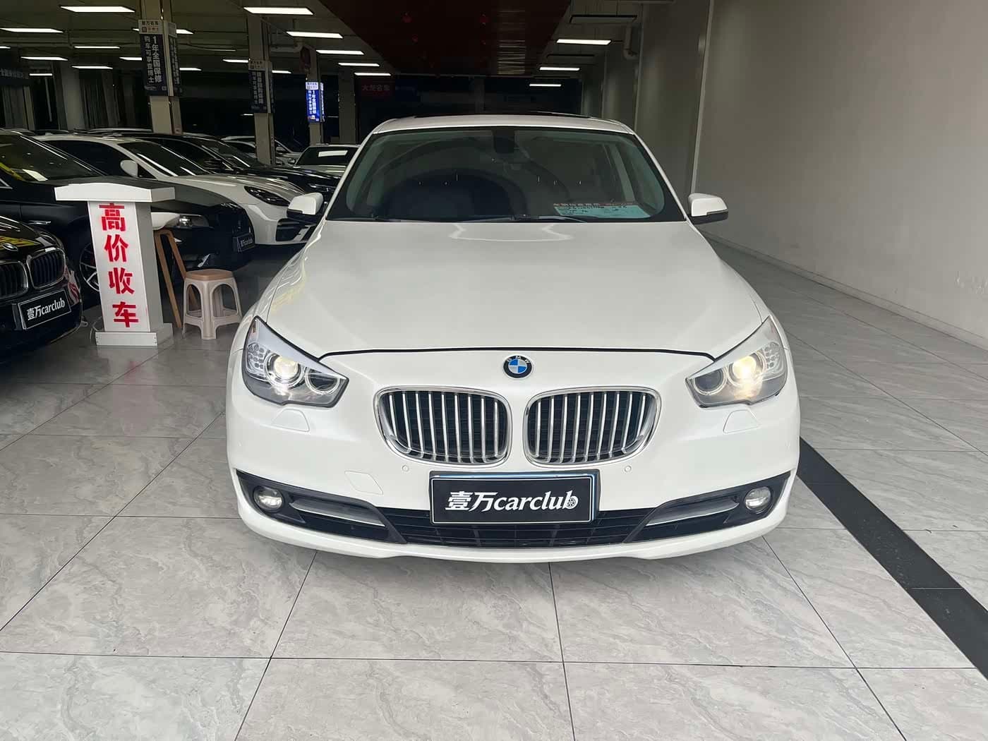 2017 BMW 5 Series GT White, 50,000 km, China export – photo 2