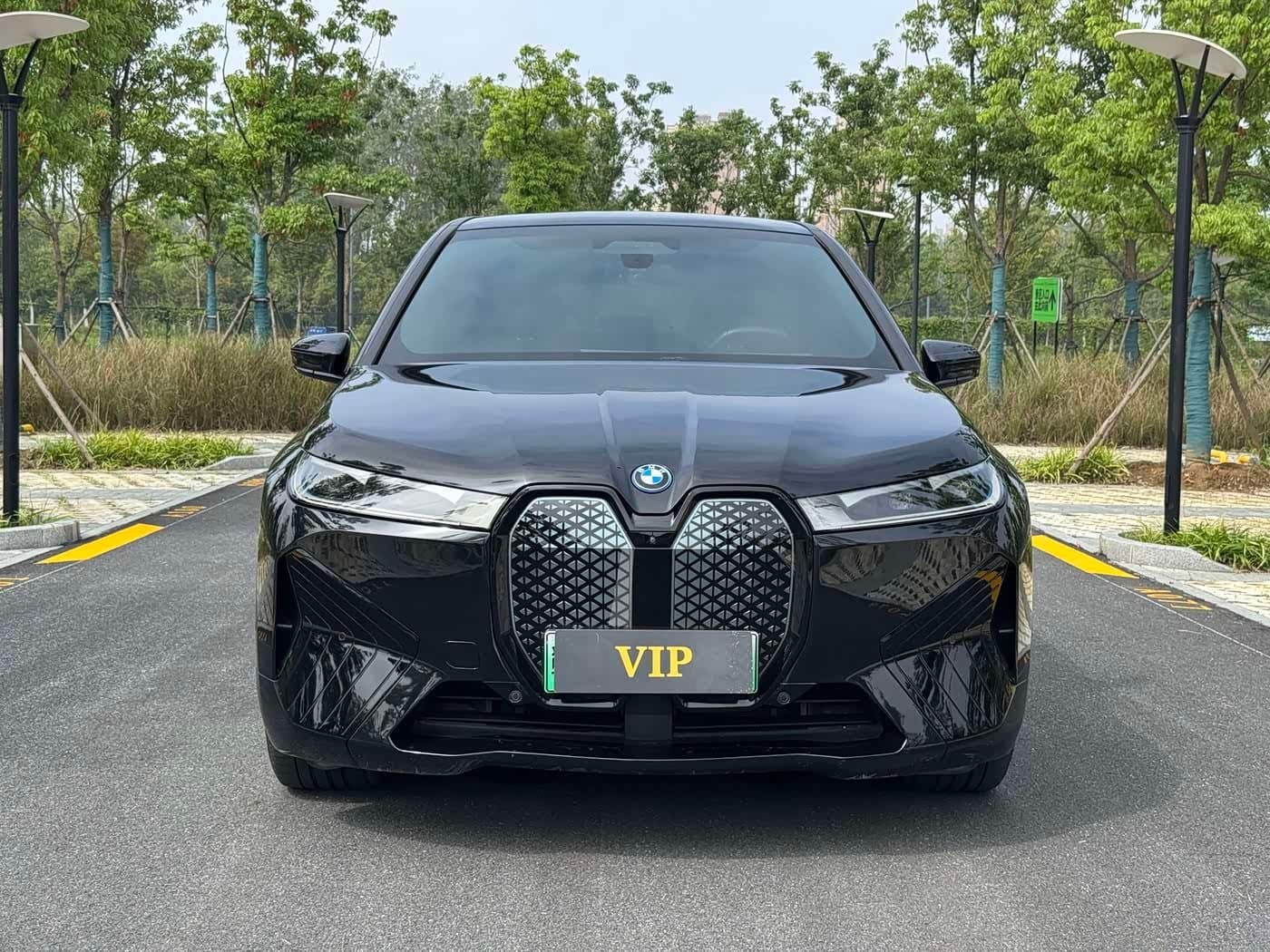 2022 BMW iX Black, 89,000 km, China export – photo 2