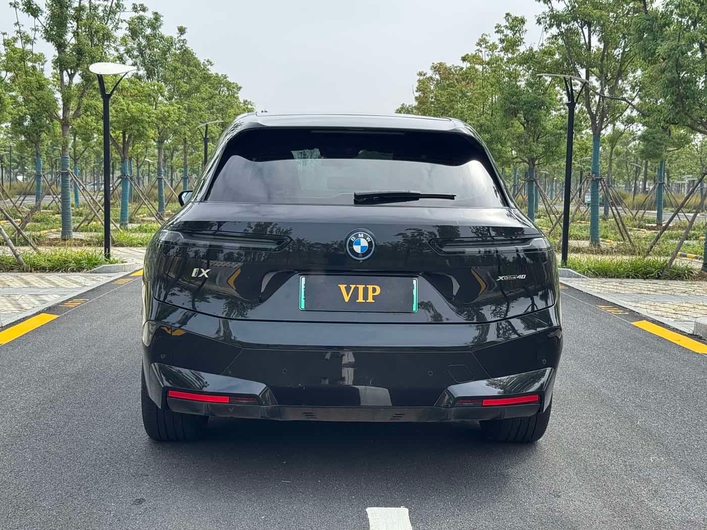 2022 BMW iX Black, 89,000 km, China export – photo 5