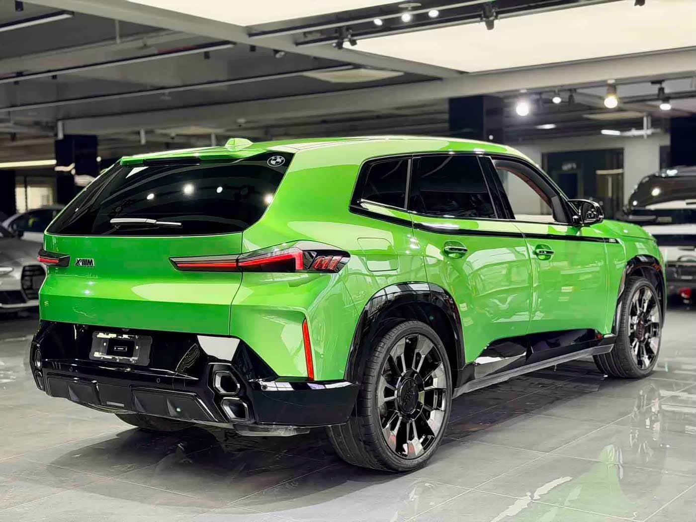 2023 BMW XM Green, 11,000 km, China export – photo 6