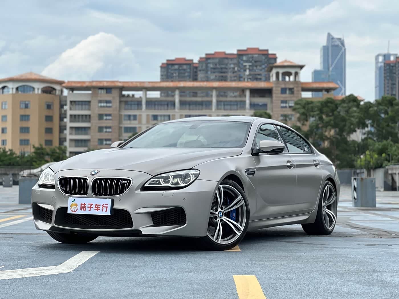 2015 BMW M6 Champagne, 33,000 km, China export – photo 1