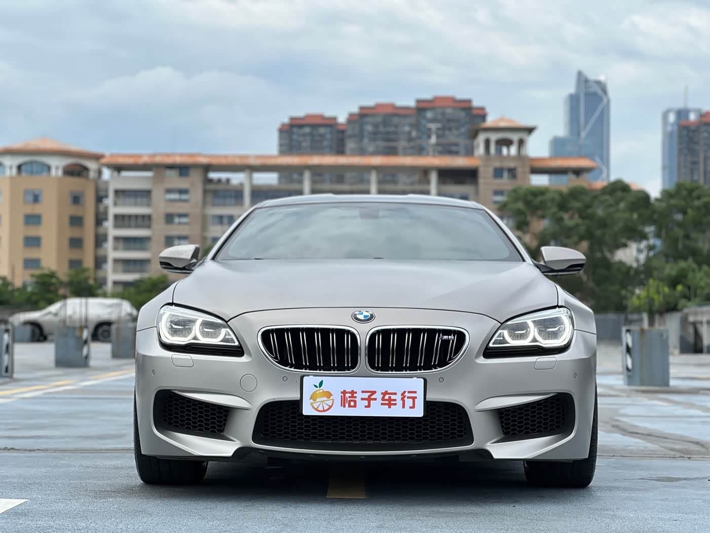 2015 BMW M6 Champagne, 33,000 km, China export – photo 3