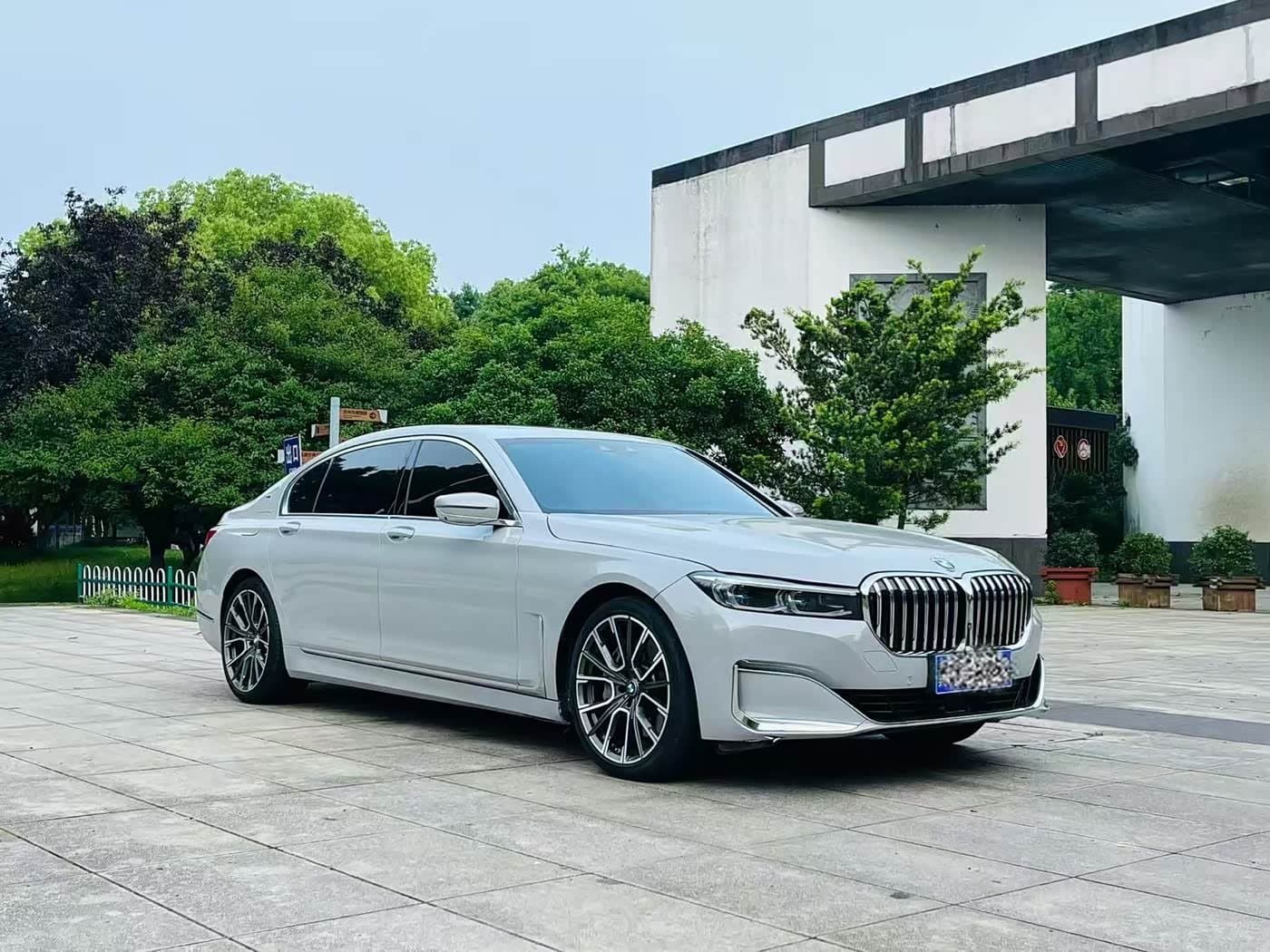 2015 BMW 7 Series 银灰色, 80,000 km, China export – photo 3