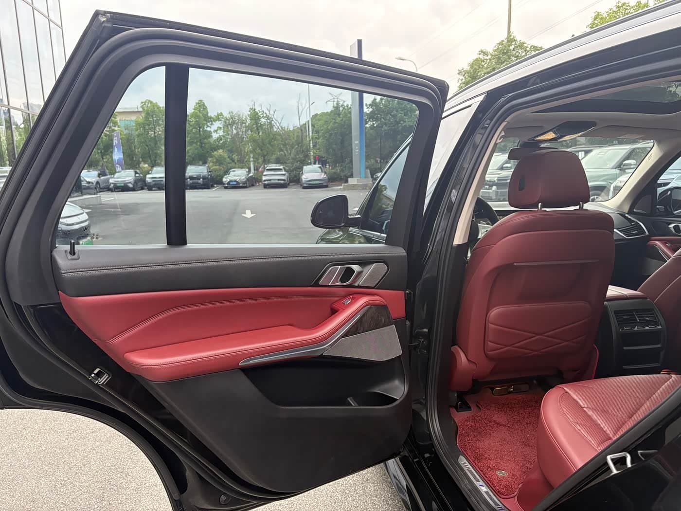 2022 BMW X5 Black, 43,000 km, China export – photo 7