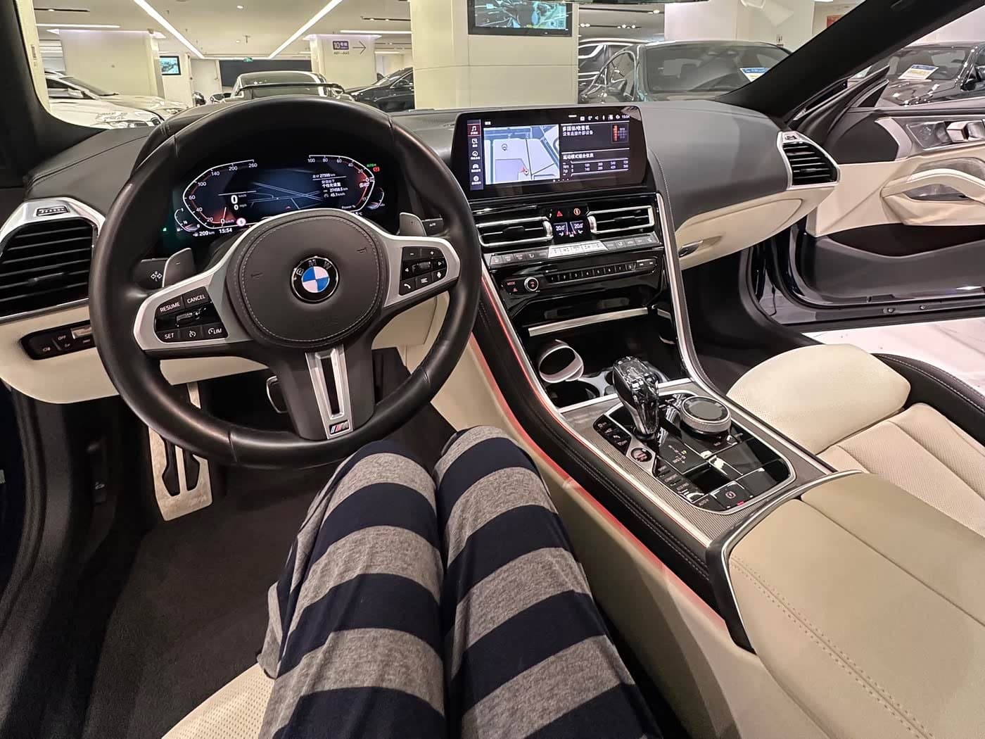 2022 BMW 8 Series Blue, 20,000 km, China export – photo 2