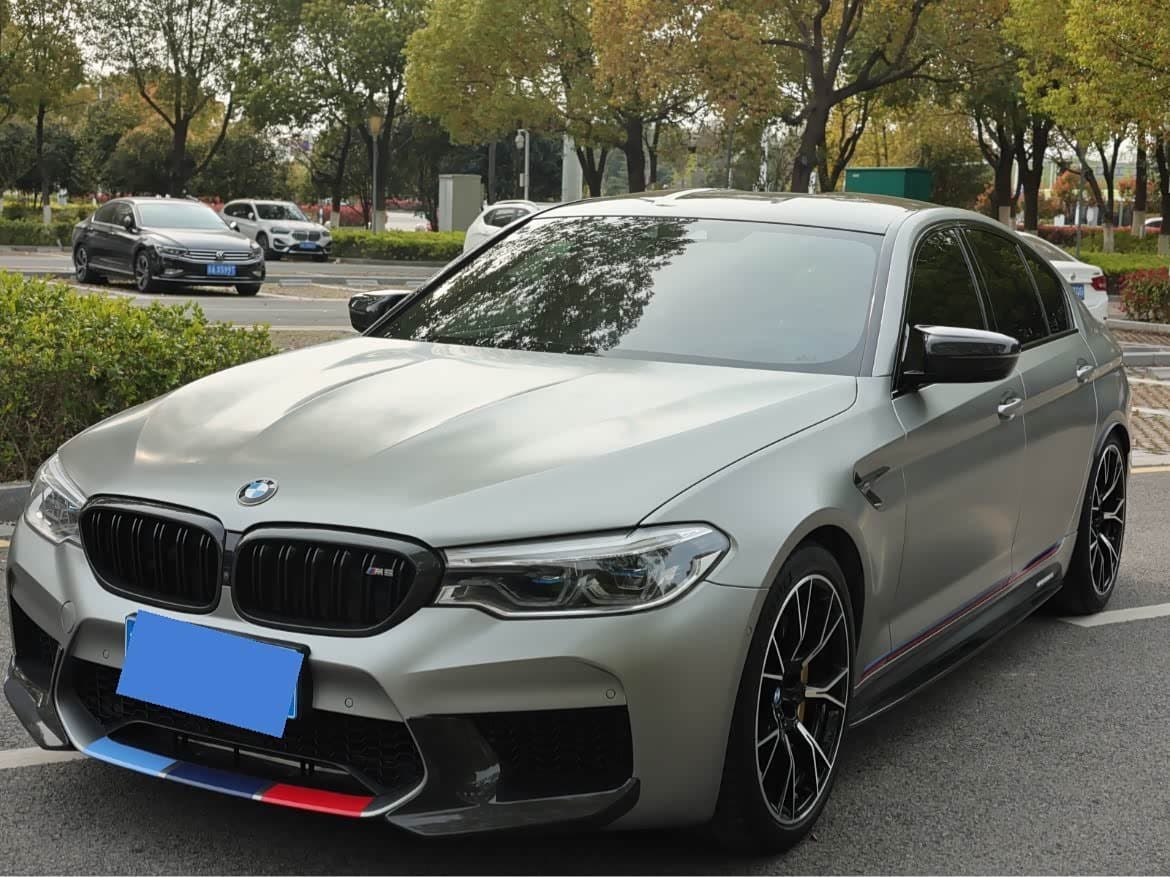 2019 BMW M5 银灰色, 55,000 km, China export – photo 1