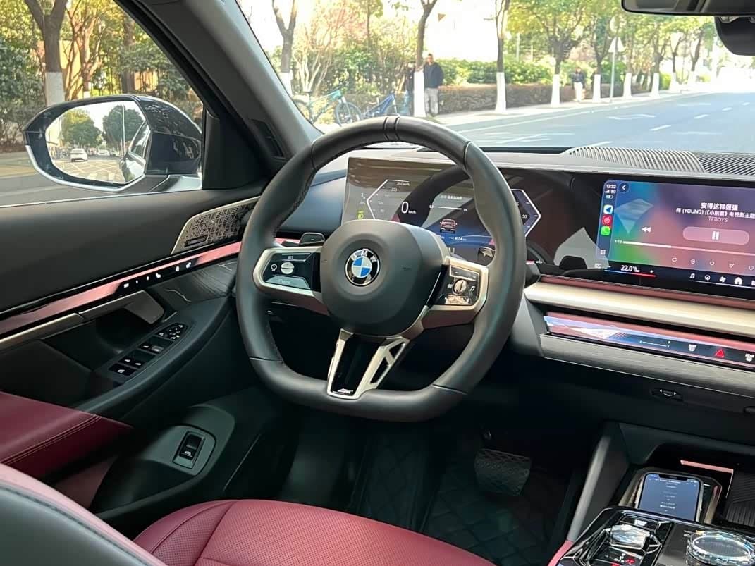 2024 BMW 5 Series Black, 8,000 km, China export – photo 7