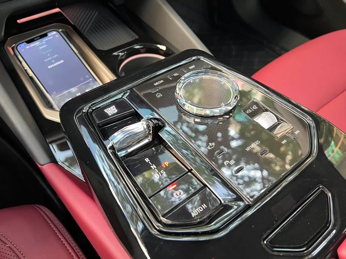 2024 BMW 5 Series Black, 8,000 km, China export – photo 5