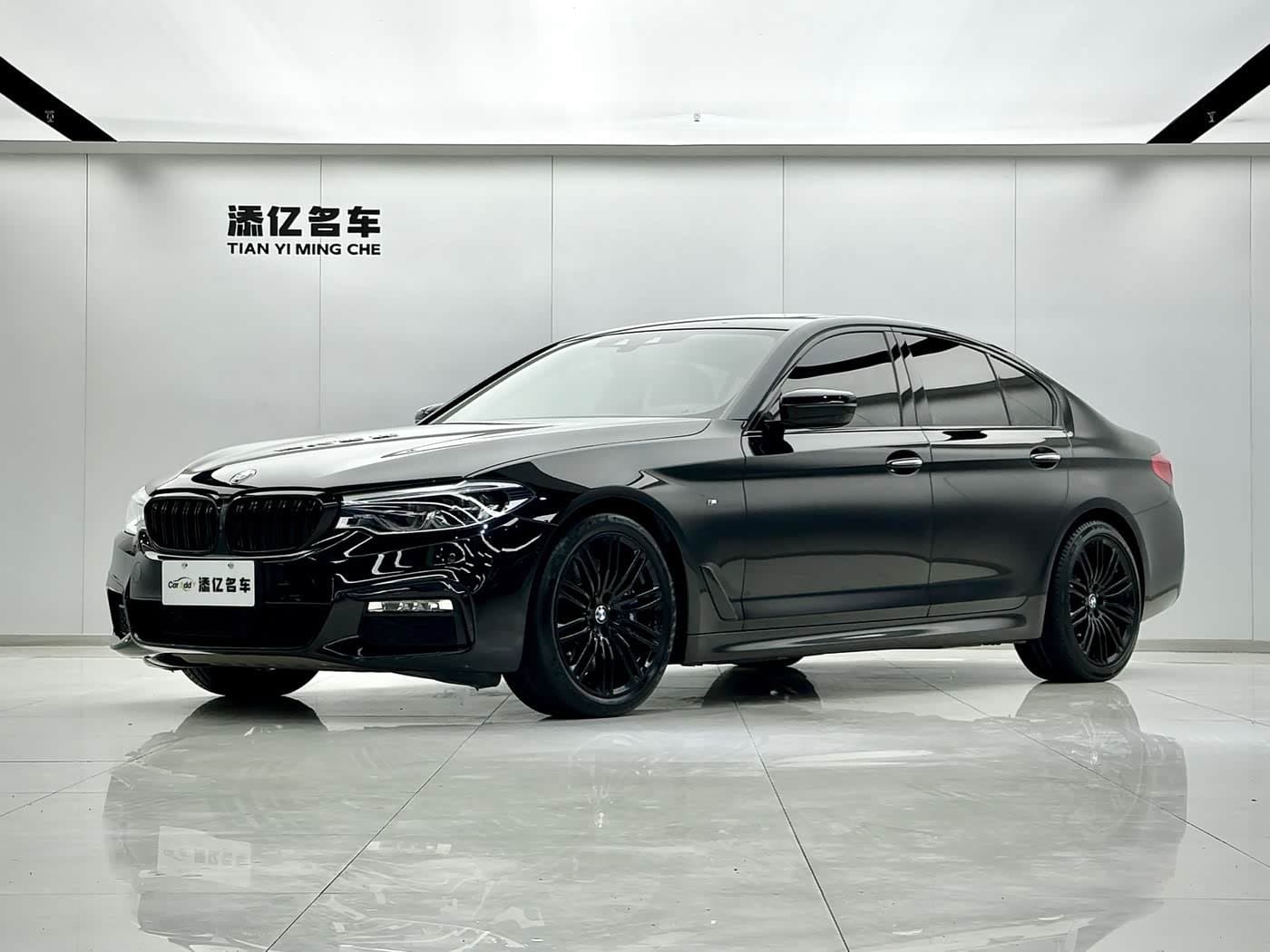 2017 BMW 5 Series Black, 68,000 km, China export – photo 1
