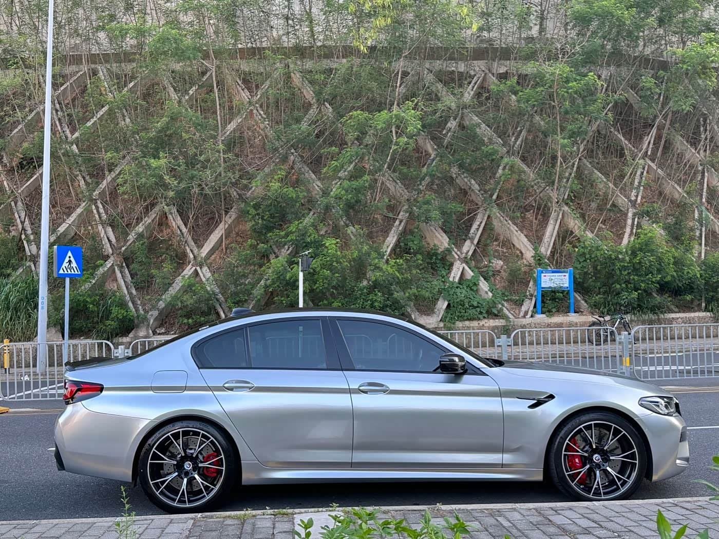 2020 BMW M5 银灰色, 40,500 km, China export – photo 4