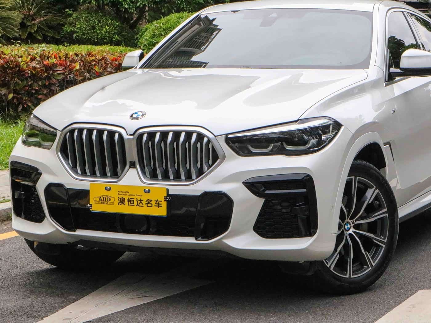 2020 BMW X6 White, 51,000 km, China export – photo 2