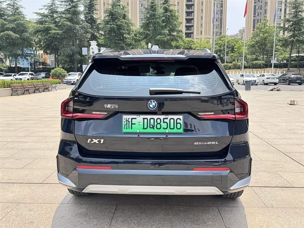 2023 BMW iX1 Black, 18,000 km, China export – photo 5