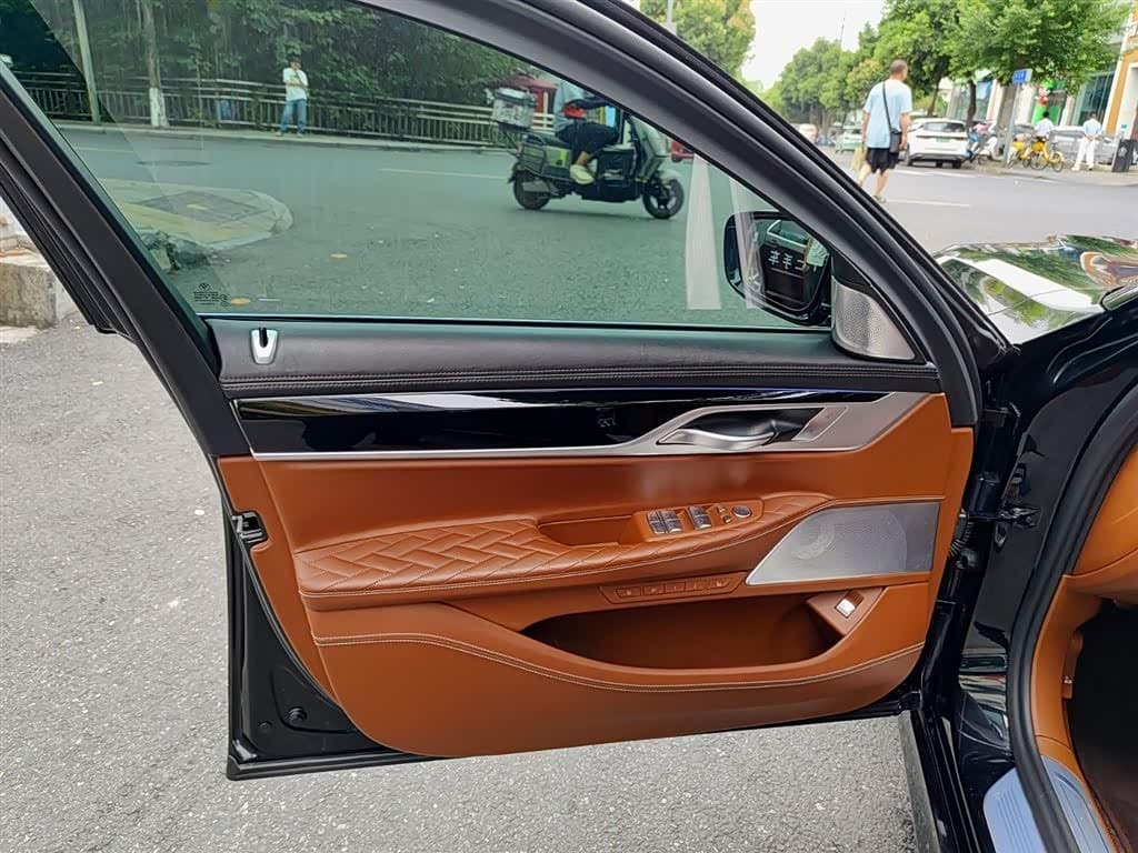 2021 BMW 7 Series Black, 45,000 km, China export – photo 6