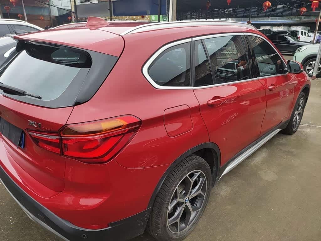 2017 BMW X1 Red, 68,800 km, China export – photo 5