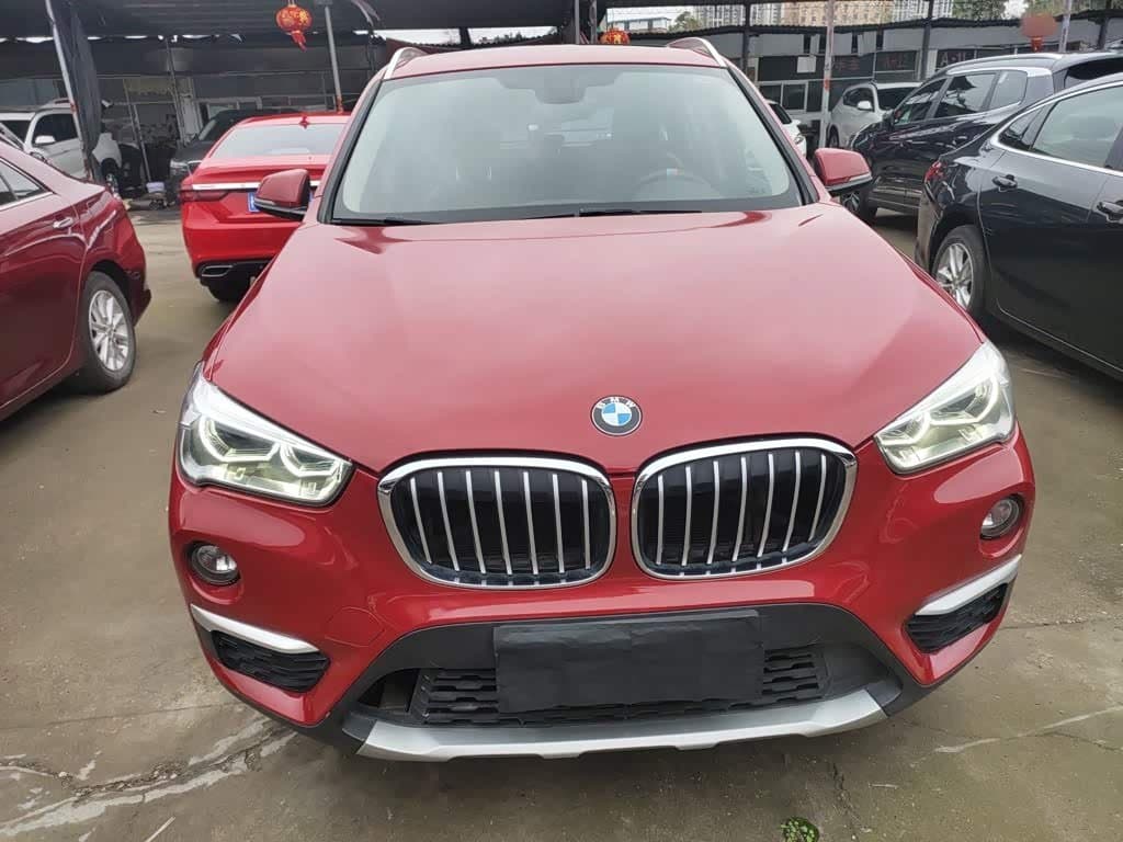 2017 BMW X1 Red, 68,800 km, China export – photo 3