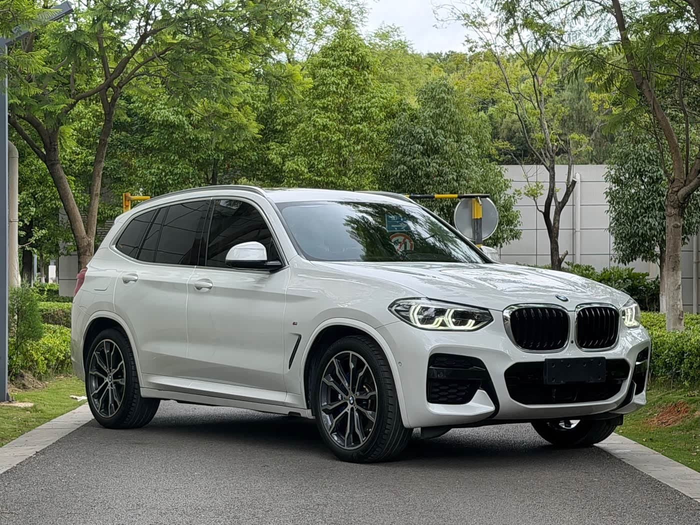 2019 BMW X3 White, 51,000 km, China export – photo 2