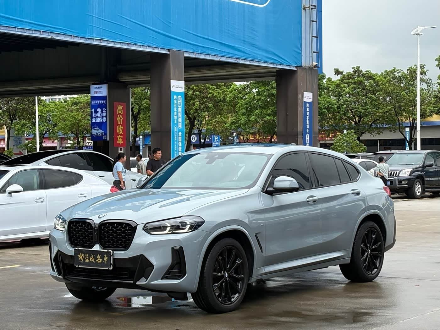 2022 BMW X4 银灰色, 45,000 km, China export – photo 1