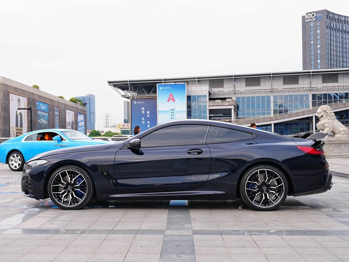 2022 BMW 8 Series Blue, 38,000 km, China export – photo 2