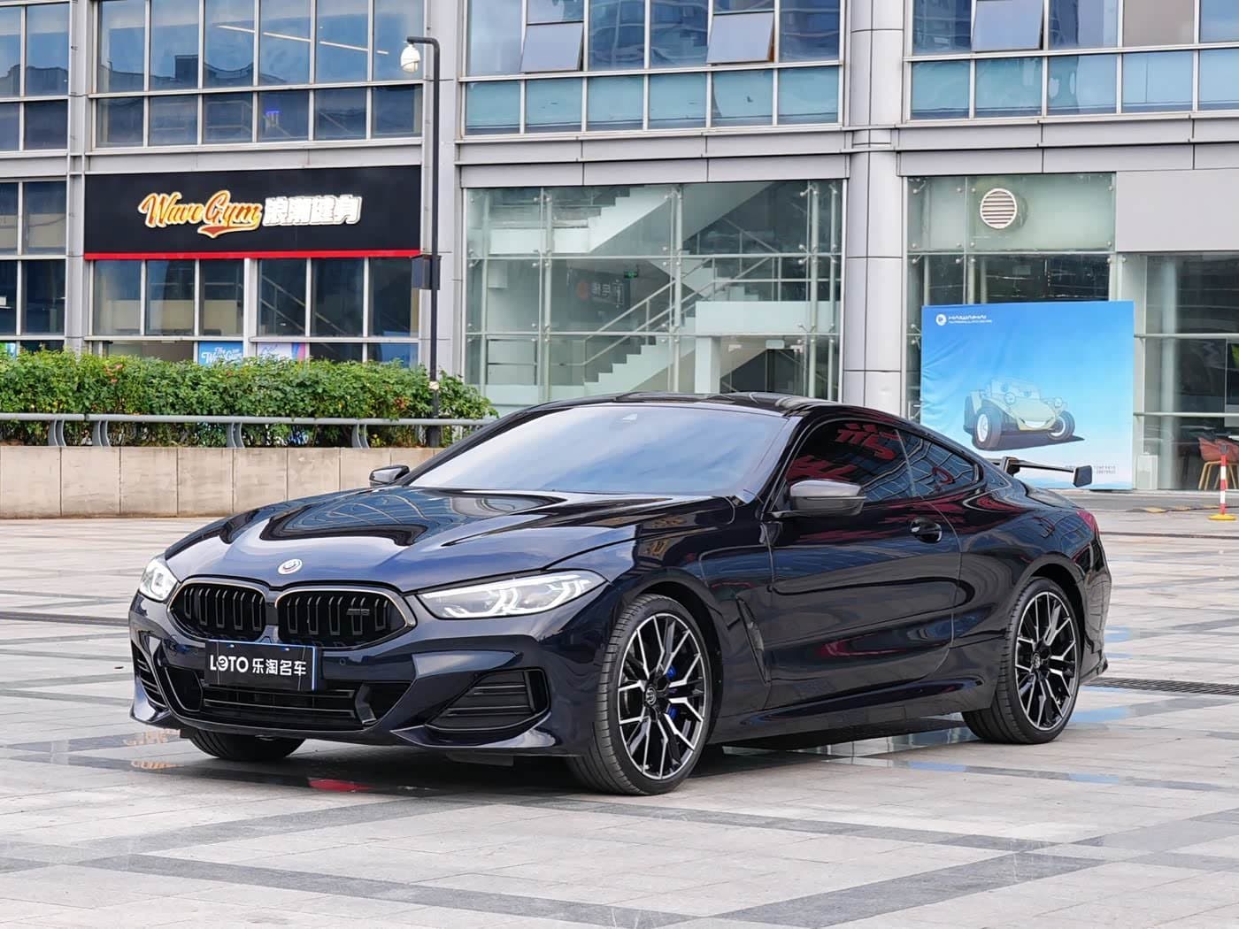 2022 BMW 8 Series Blue, 38,000 km, China export – photo 1
