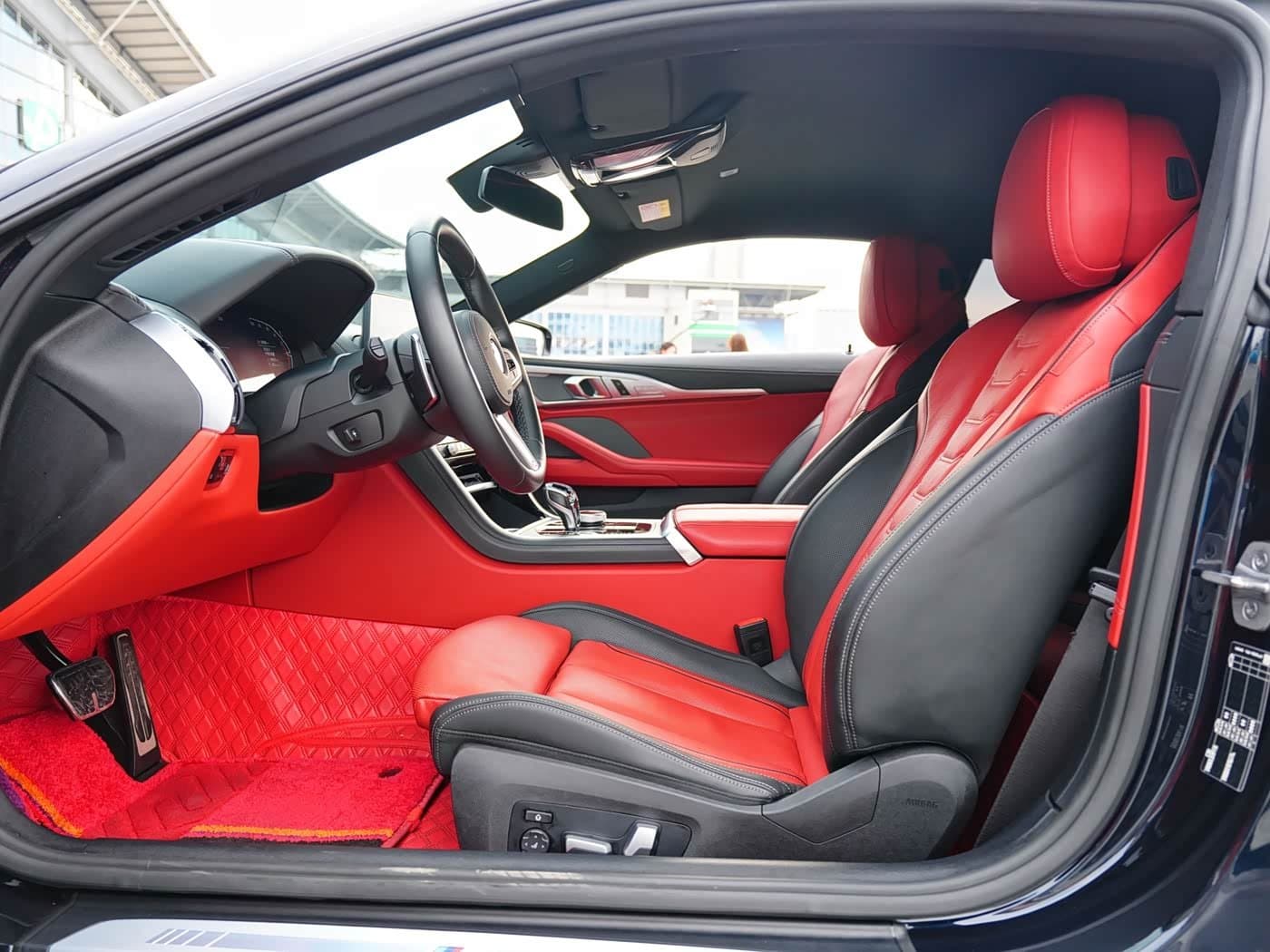 2022 BMW 8 Series Blue, 38,000 km, China export – photo 7