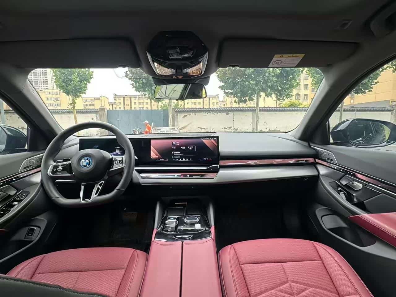 2024 BMW i5 Black, 23,000 km, China export – photo 6