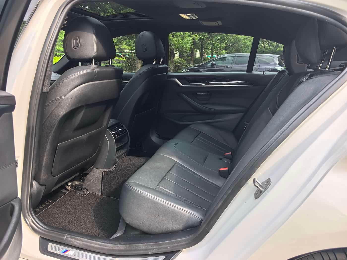 2018 BMW 5 Series White, 160,000 km, China export – photo 6
