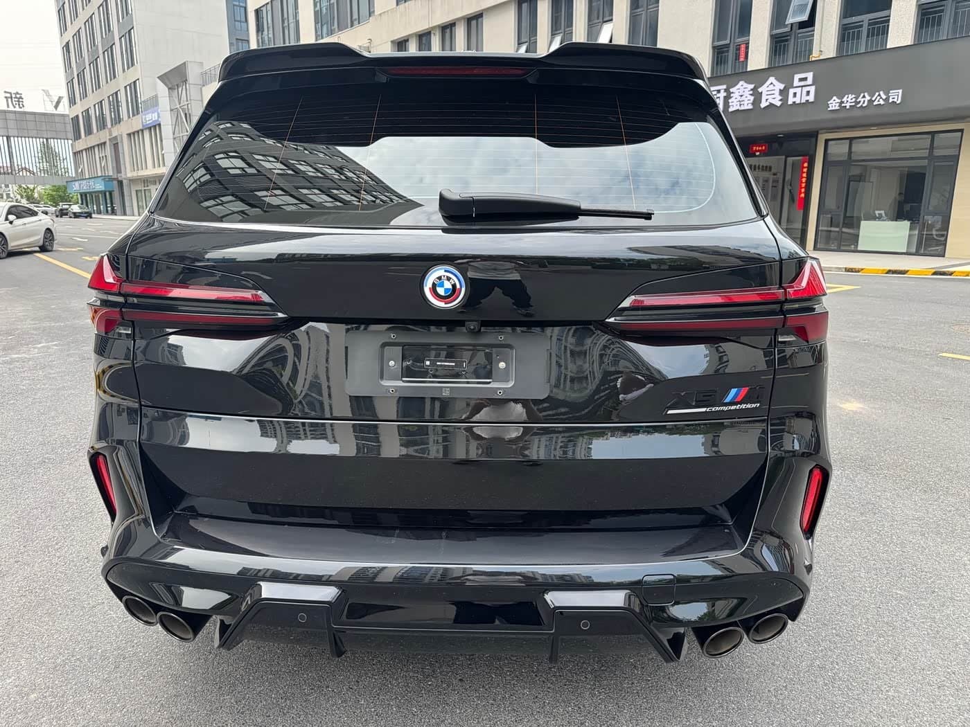 2023 BMW X5 M Black, 32,000 km, China export – photo 5