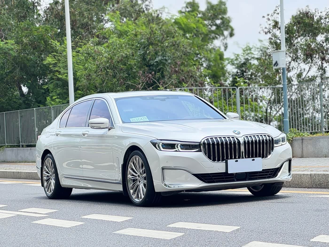 2019 BMW 7 Series White, 38,000 km, China export – photo 2