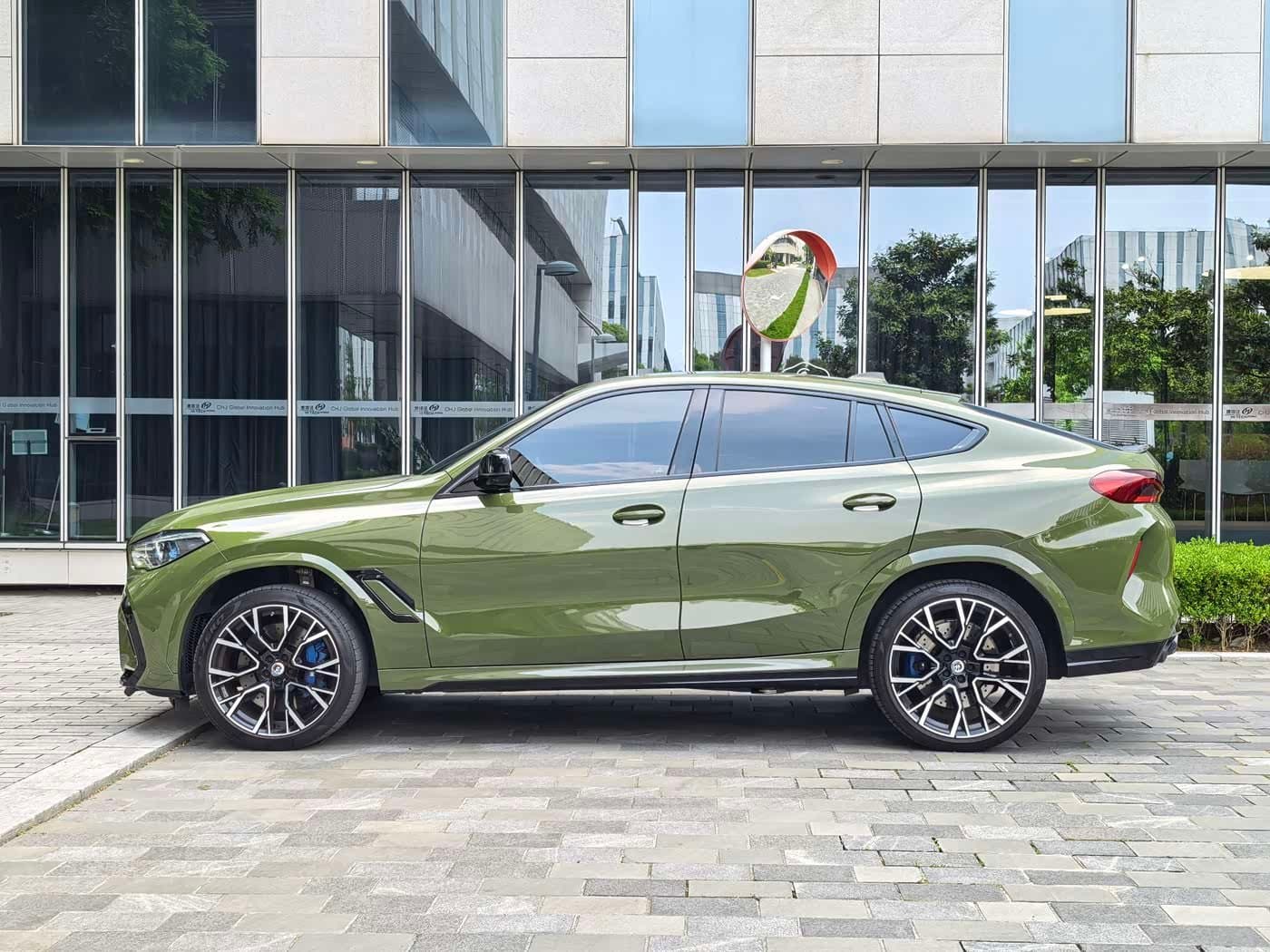 2021 BMW X6 M Green, 10,000 km, China export – photo 6