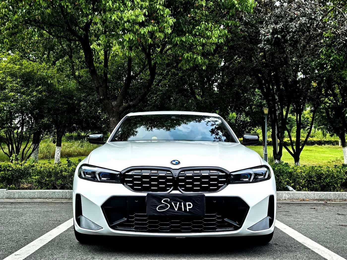 2023 BMW 3 Series White, 18,400 km, China export – photo 2