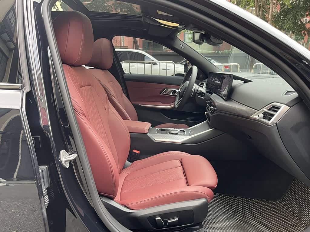 2024 BMW 3 Series Black, 10,600 km, China export – photo 4