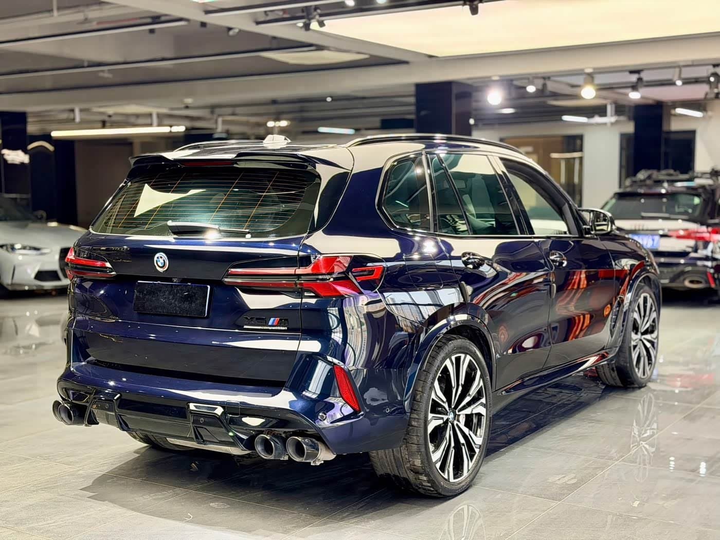 2023 BMW X5 M Black, 70,300 km, China export – photo 5