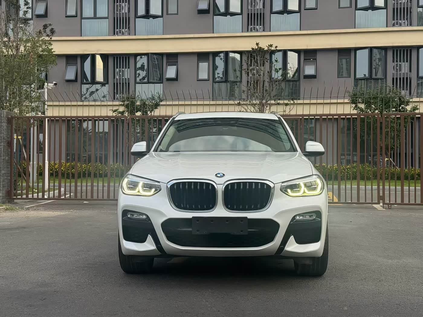 2019 BMW X3 White, 66,000 km, China export – photo 2