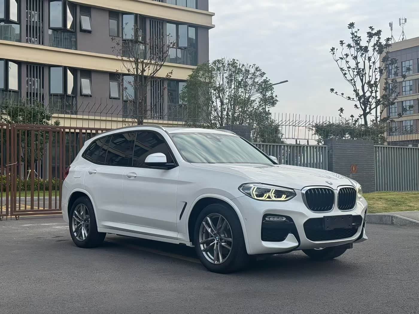 2019 BMW X3 White, 66,000 km, China export – photo 3