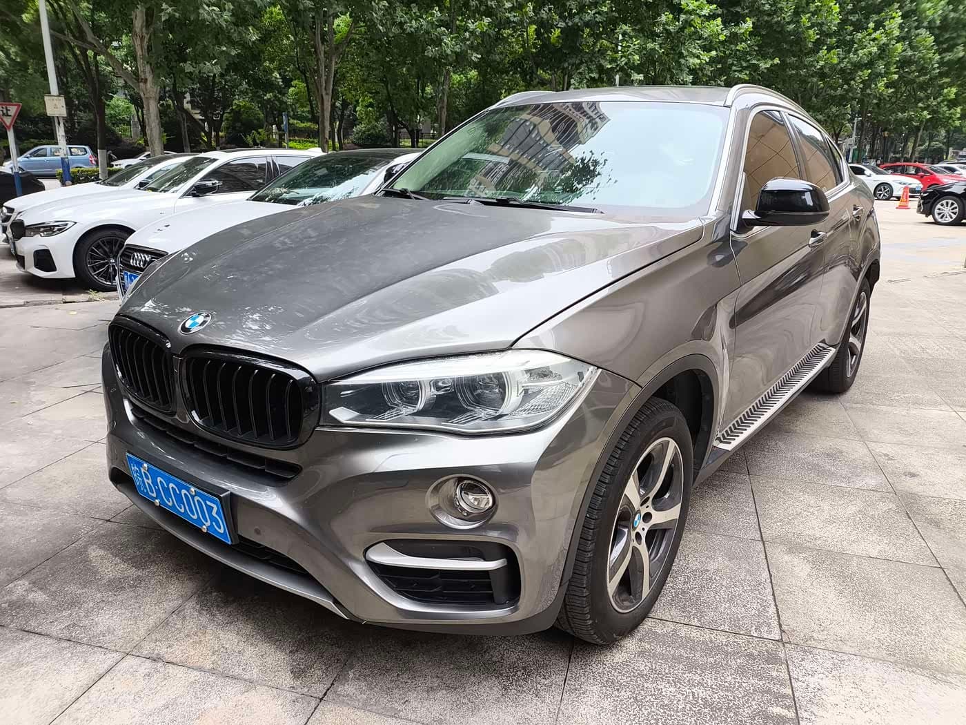 2014 BMW X6 银灰色, 110,000 km, China export – photo 1
