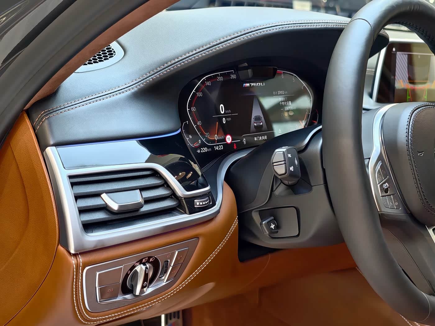 2022 BMW 7 Series 银灰色, 37,000 km, China export – photo 5