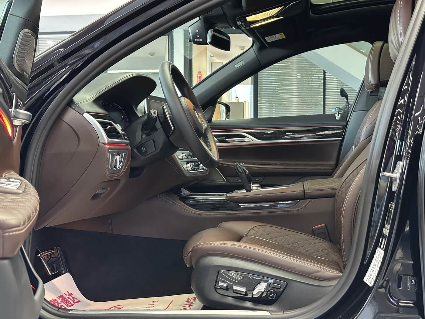 2021 BMW 7 Series Black, 20,000 km, China export – photo 7