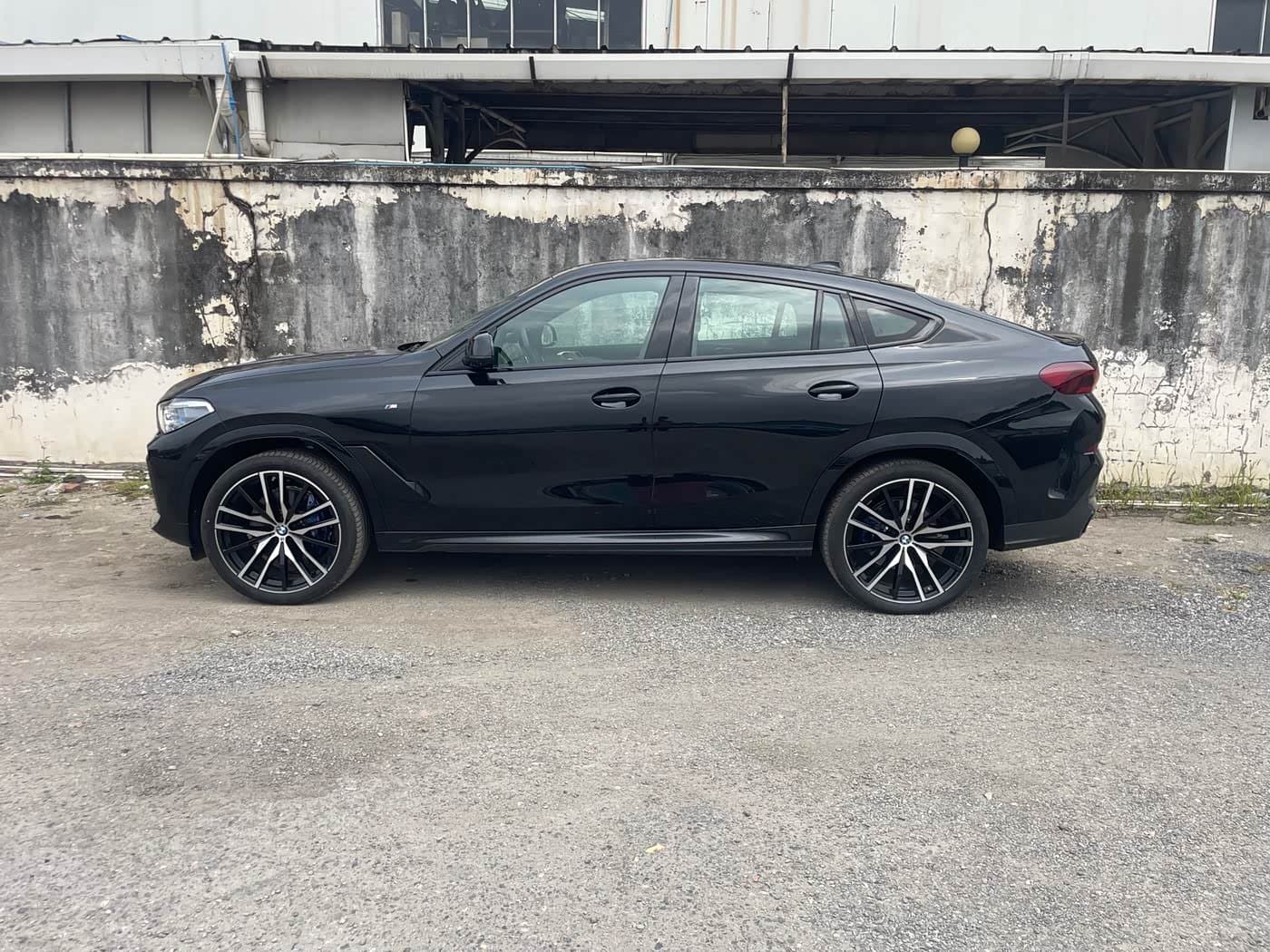 2022 BMW X6 Black, 100 km, China export – photo 4