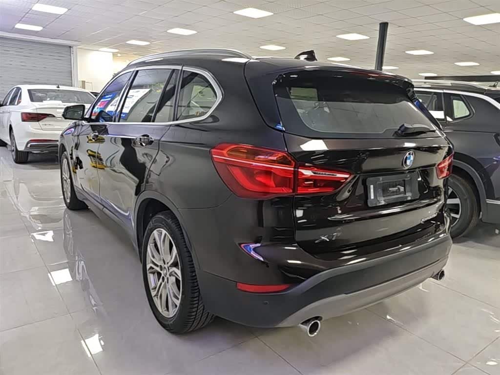 2017 BMW X1 Champagne, 120,300 km, China export – photo 5