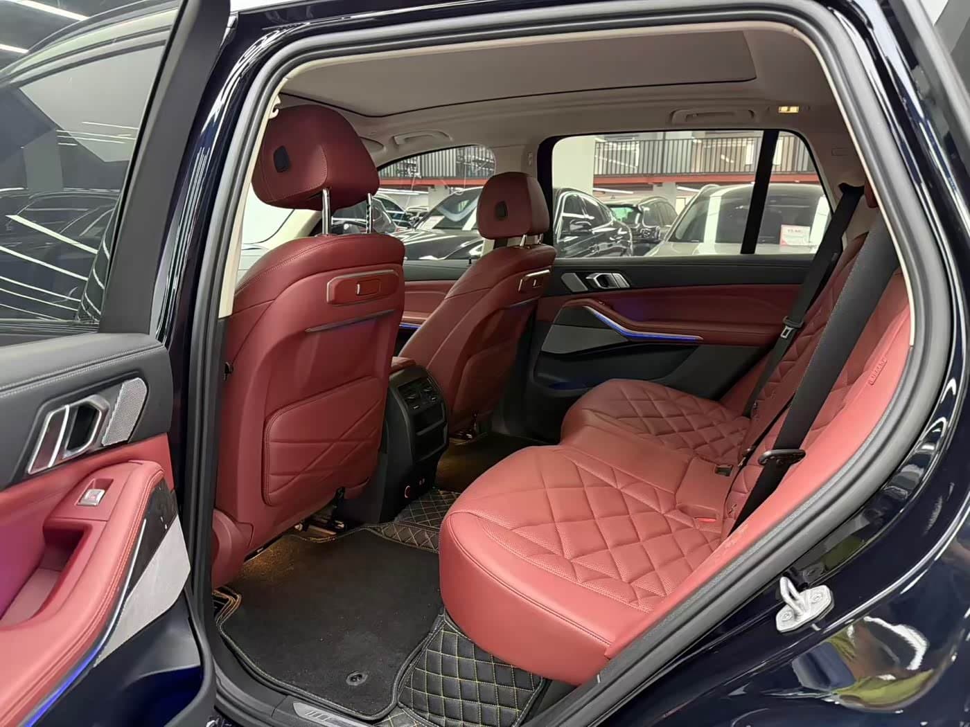 2023 BMW X5 Black, 35,000 km, China export – photo 7