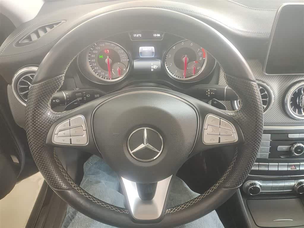 2015 Mercedes-Benz GLA Black, 100,600 km, China export – photo 7