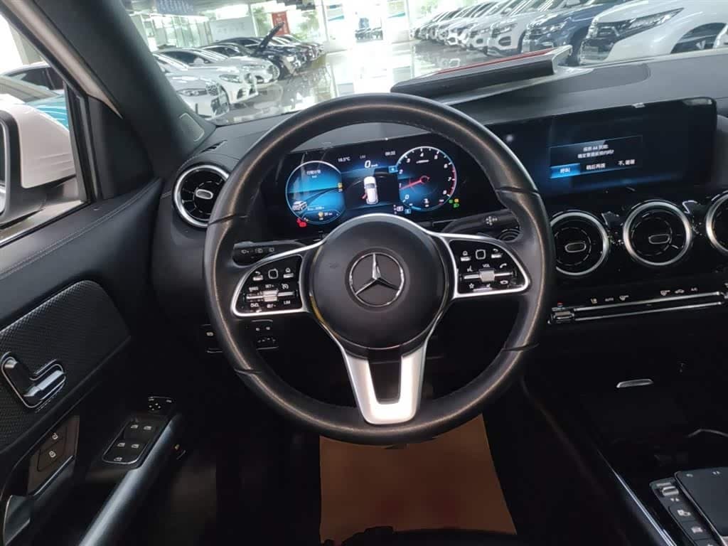 2020 Mercedes-Benz GLA White, 45,100 km, China export – photo 3
