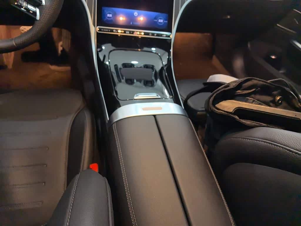 2023 Mercedes-Benz C-Class Green, 17,000 km, China export – photo 6