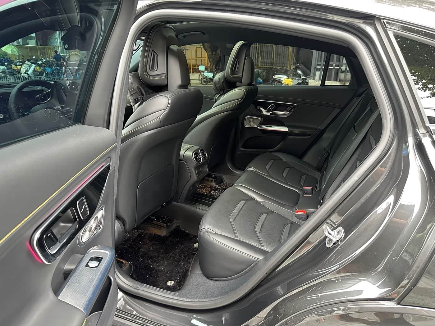 2024 Mercedes-Benz GLC Coupe AMG Black, 10,000 km, China export – photo 6