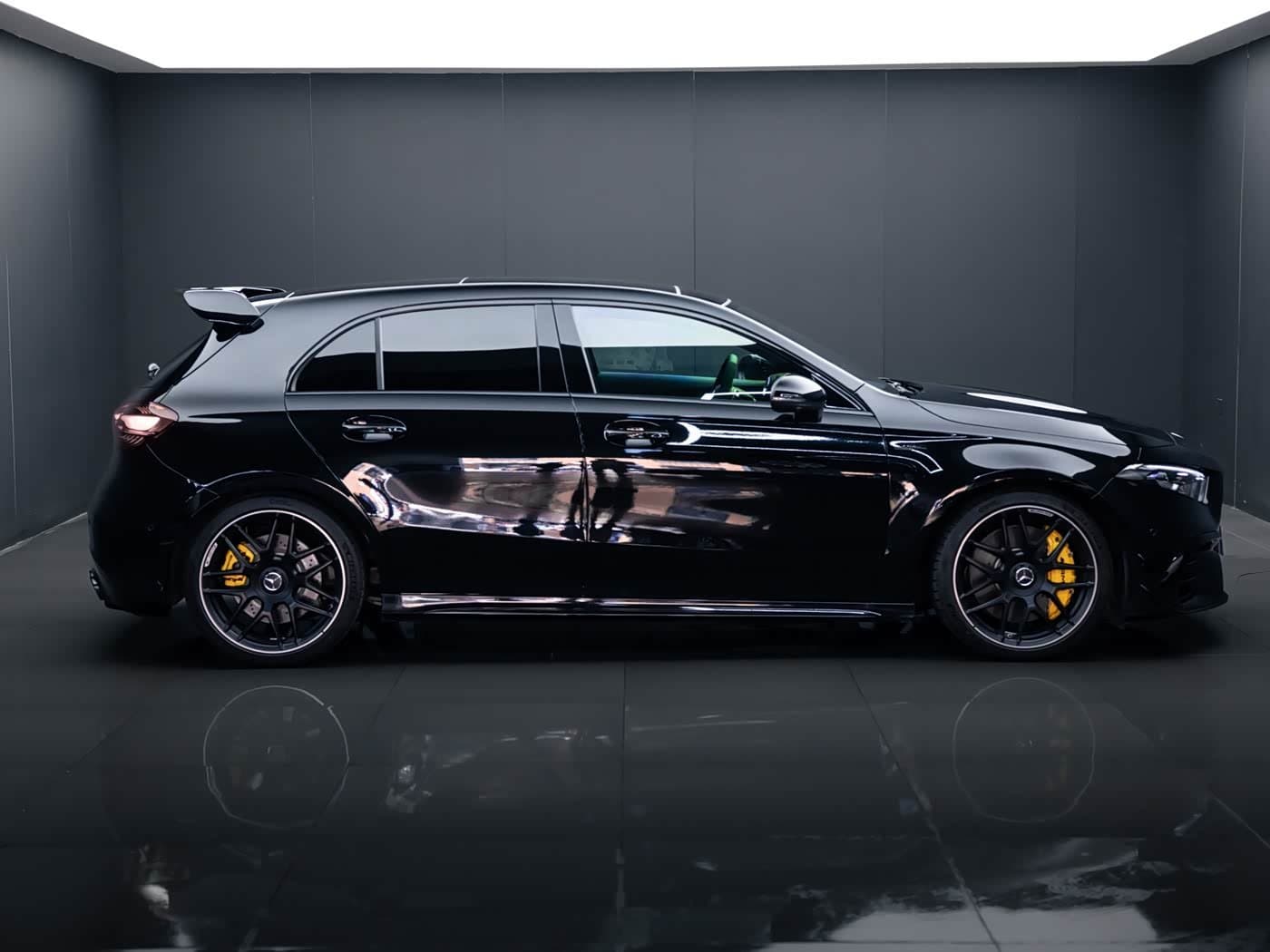 2024 Mercedes-Benz A-Class AMG Black, 3,000 km, China export – photo 4